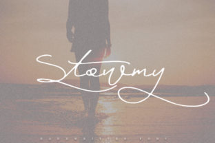 Stowmy Font Review: Elegant Script for Branding